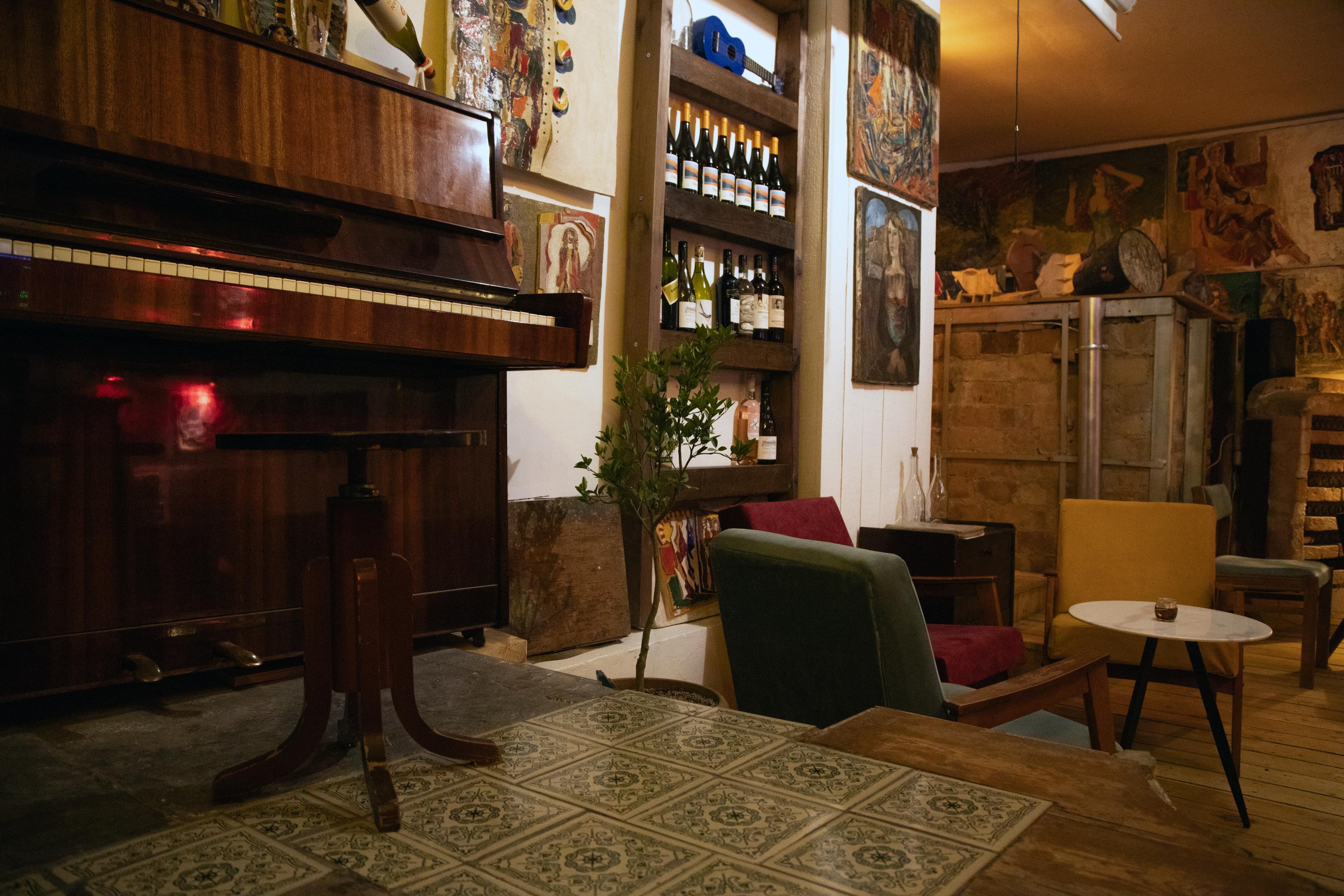 Vinitage Wine Bar