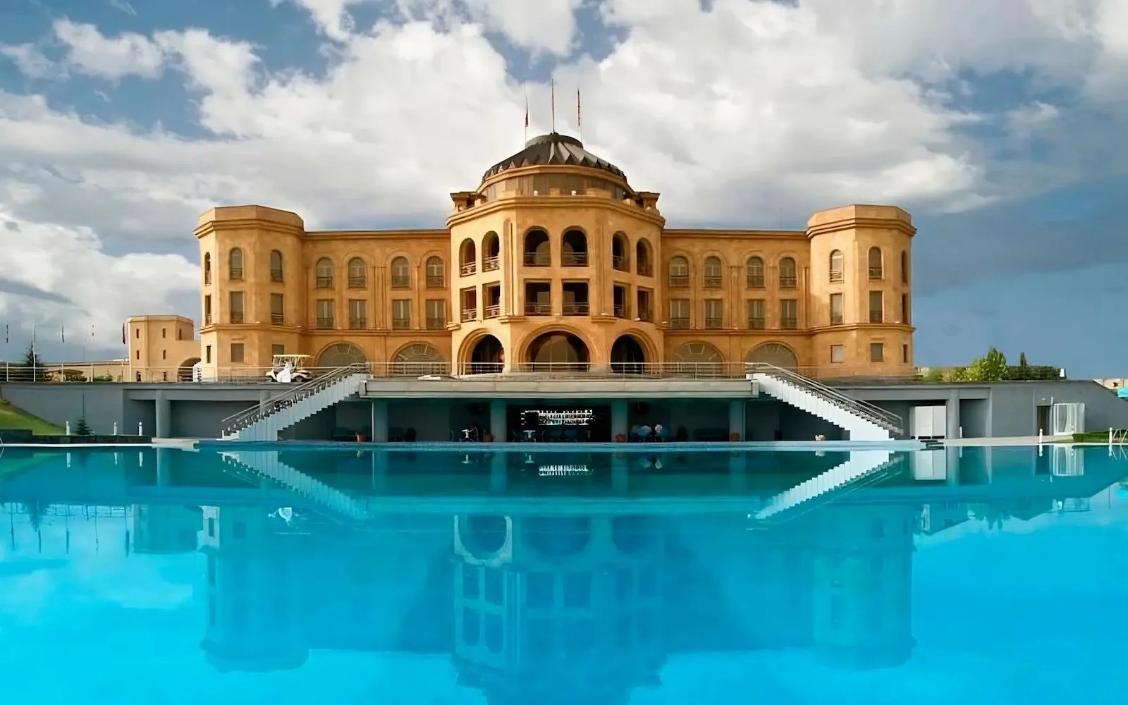 LATAR Hall (LATAR Complex)