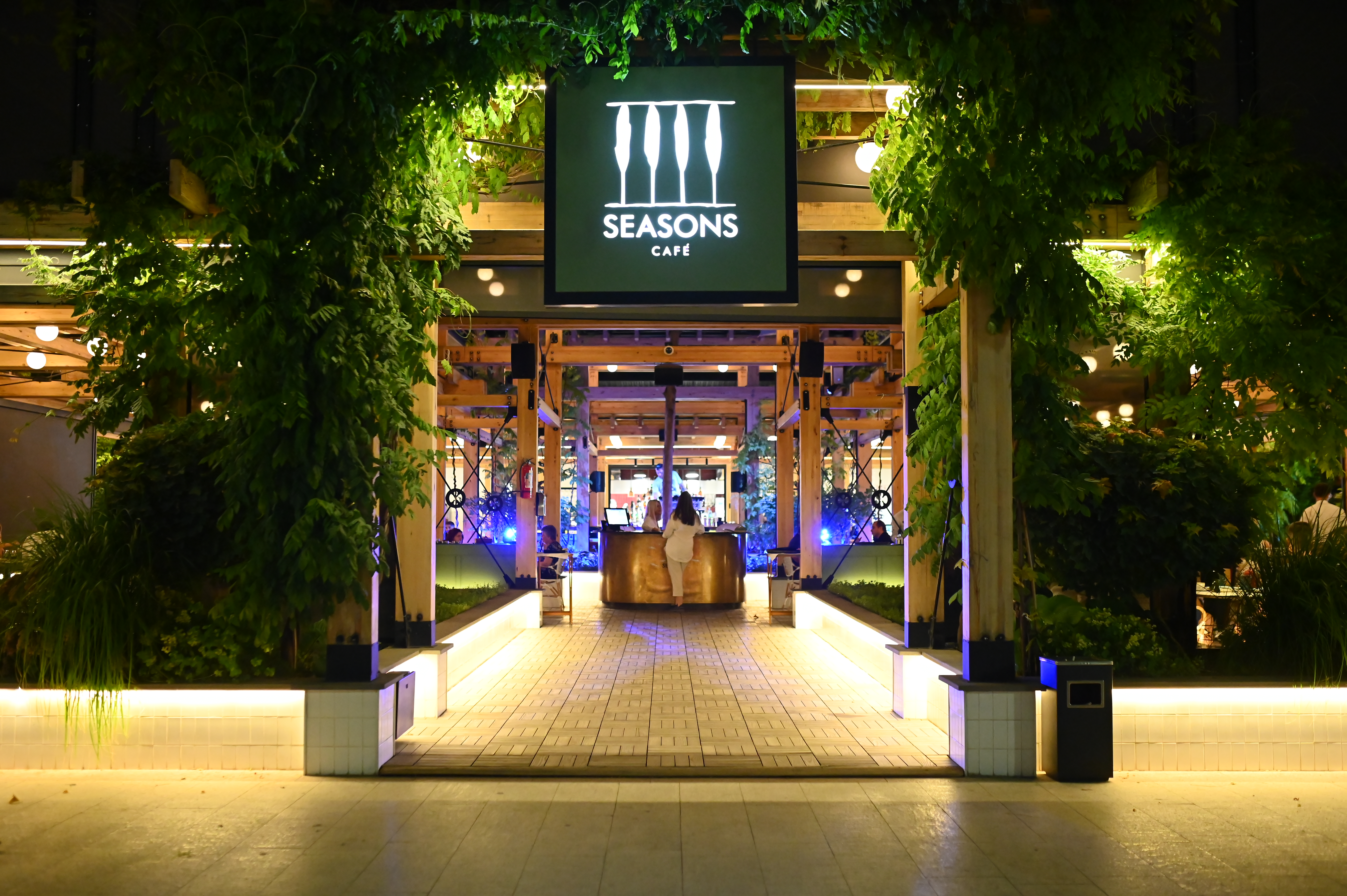 Seasons Cafe