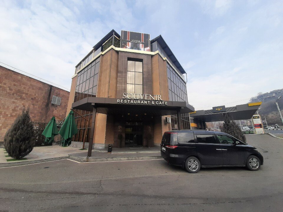 Souvenir Restaurant & Cafe