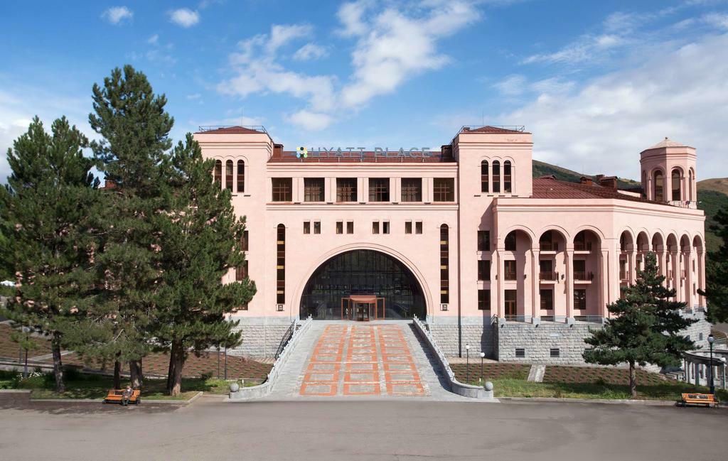 Գրանդ ռեզորտ Ջերմուկ