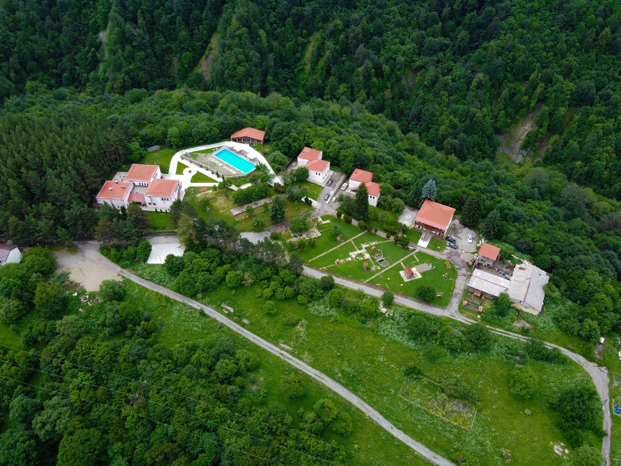Թեժ լեռ ռեզորտ